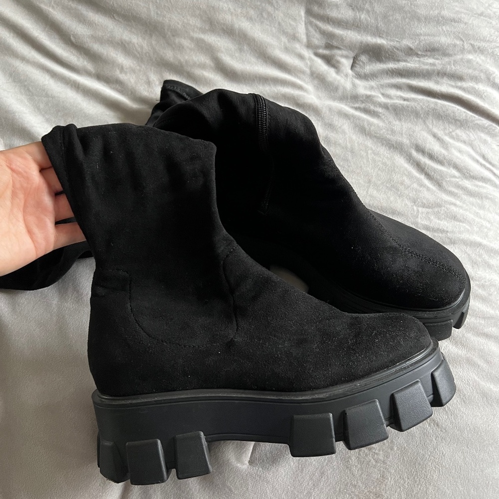 Over the knee boots